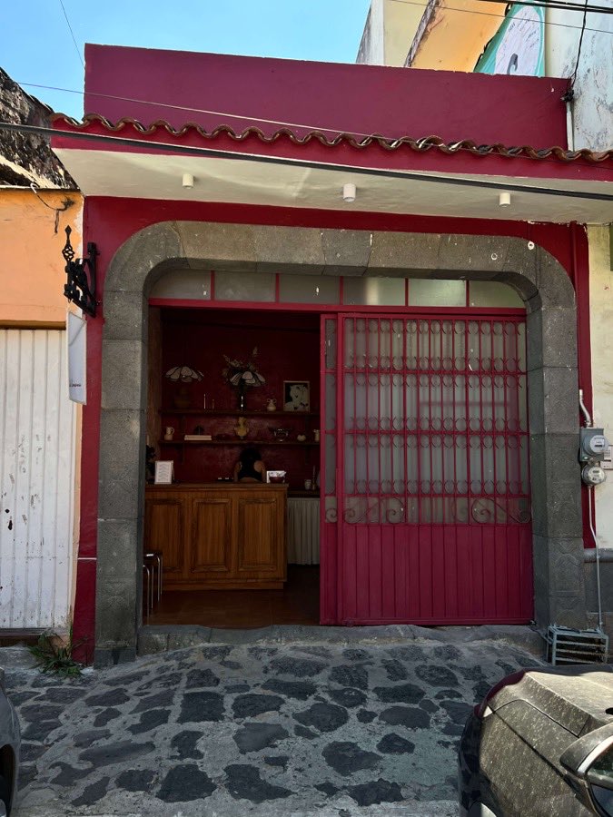 Fachada de La Simona en Diego Leño 47, Centro de Xalapa
